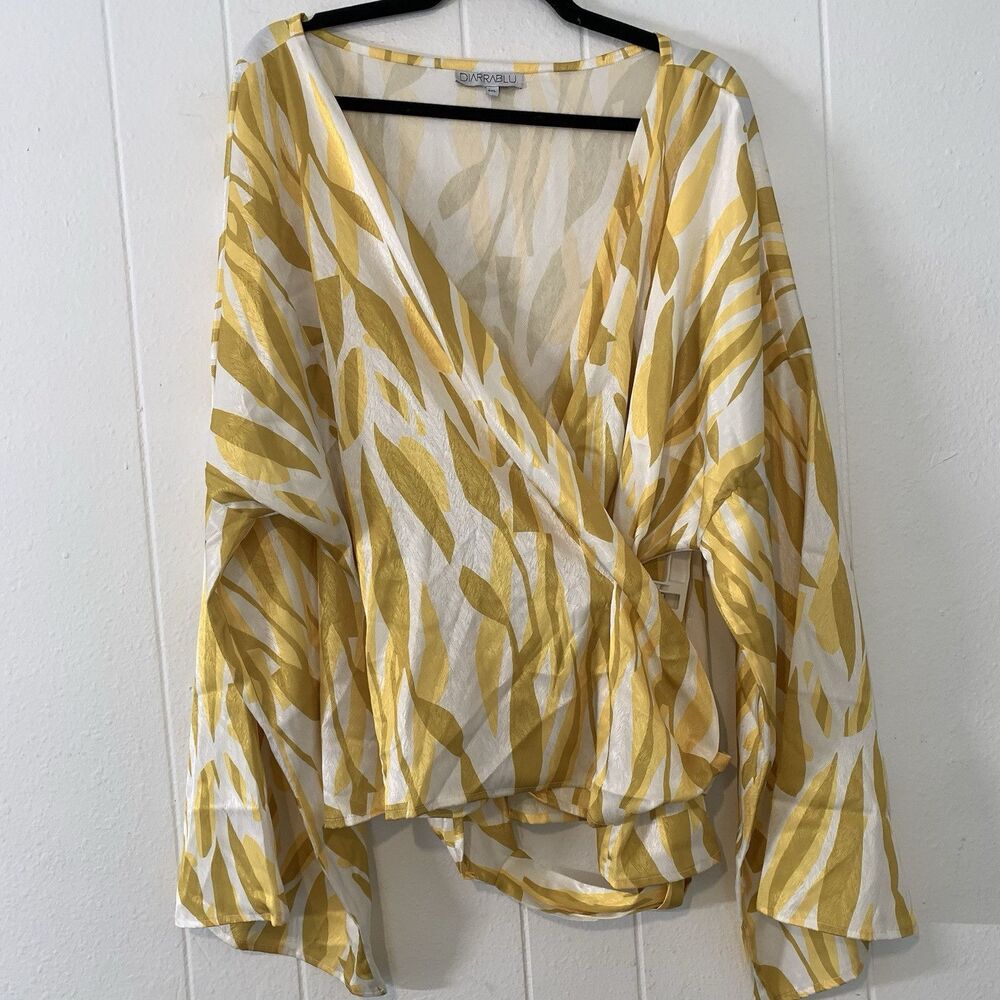 Diarrablu Womens 3X Wrap Top Bell Sleeves Flowy Beachy Yellow Gold Silky NEW